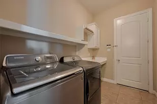 18890 Serene Water Dr, Montgomery, TX 77356 - Photo 20