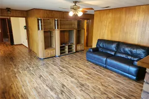 11319 Walk Dr, Houston, TX 77076 - Photo 8