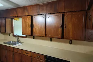 11319 Walk Dr, Houston, TX 77076 - Photo 16