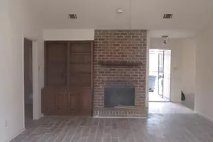 10822 Lynbrook Dr, Houston, TX 77042 - Photo 38