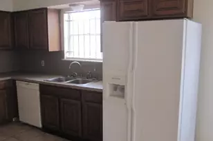 10822 Lynbrook Dr, Houston, TX 77042 - Photo 2