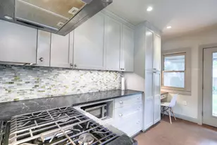 1020 E 14th St, Houston, TX 77009 - Photo 10