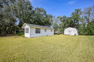 5905 Willow Dr, Pearland, TX 77584 - Photo 2