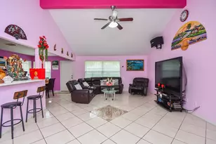 7926 Westington Ln, Houston, TX 77040 - Photo 10