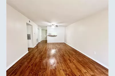 2400 5th Street #8, Bay City, TX 77414 - Photo 2