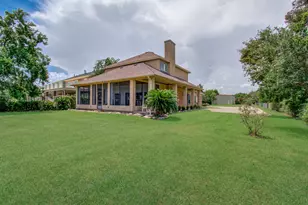 11610 Cedar Gully Rd, Beach City, TX 77523 - Photo 14
