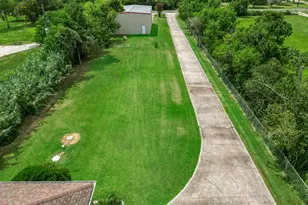 11610 Cedar Gully Rd, Beach City, TX 77523 - Photo 42