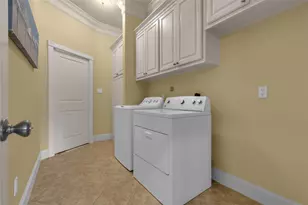 11610 Cedar Gully Rd, Beach City, TX 77523 - Photo 20