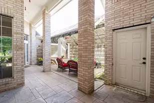 24922 Cinco Manor Ln, Katy, TX 77494 - Photo 4
