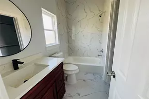 7989 Sunbury St, Houston, TX 77028 - Photo 14