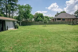 601 S Masonic St, Bellville, TX 77418 - Photo 28