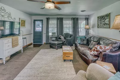 601 S Masonic Street, Bellville, TX 77418 - Photo 22