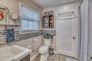 601 S Masonic St, Bellville, TX 77418 - Photo 20