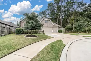 9511 Aliaga Ter Ct, Tomball, TX 77375 - Photo 4