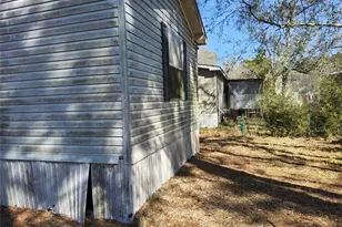 3118 Flora St, Vidor, TX 77662 - Photo 2