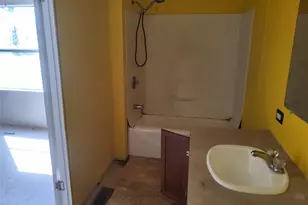 3118 Flora St, Vidor, TX 77662 - Photo 8