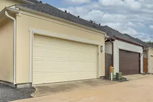 2050 Palm Forest Ln, Houston, TX 77077 - Photo 34