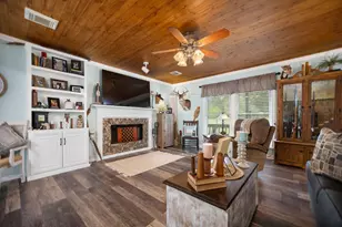 2551 Gilliland Creek Rd, Huntington, TX 75949 - Photo 6