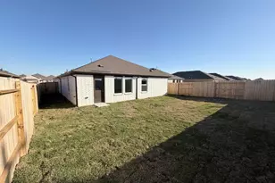 2818 Cedar Rock St, League City, TX 77573 - Photo 18