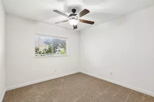 3222 Kempwood Dr, Sugar Land, TX 77479 - Photo 22