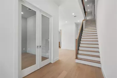 4009 Newshire Drive, Houston, TX 77025 - Photo 18