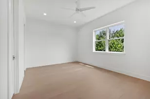 4009 Newshire Dr, Houston, TX 77025 - Photo 24