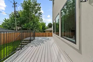 4009 Newshire Dr, Houston, TX 77025 - Photo 30