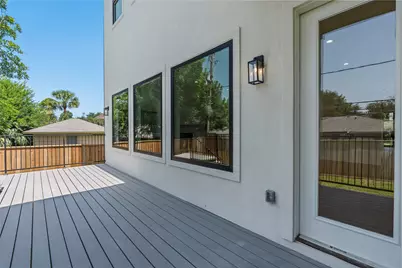 4009 Newshire Drive, Houston, TX 77025 - Photo 36