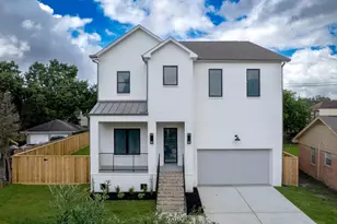 4009 Newshire Dr, Houston, TX 77025 - Photo 2