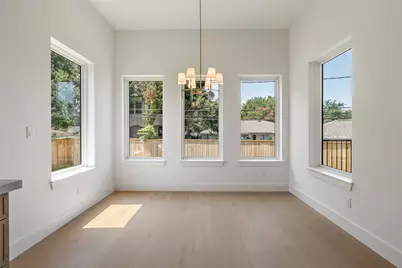 4009 Newshire Drive, Houston, TX 77025 - Photo 10