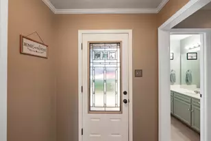 106 N Hills Cir, Franklin, TX 77856 - Photo 2