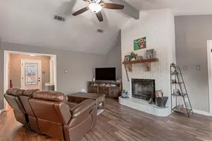 106 N Hills Cir, Franklin, TX 77856 - Photo 4
