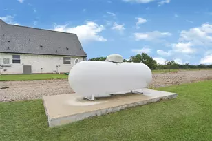 3325 County Rd 160, Alvin, TX 77511 - Photo 32