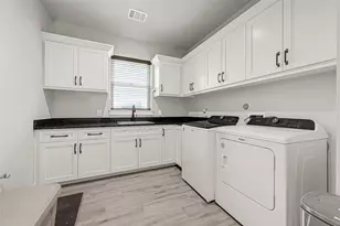 3325 County Rd 160, Alvin, TX 77511 - Photo 28