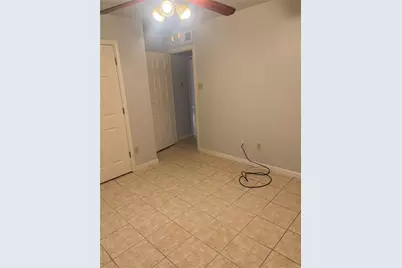 14333 Memorial Drive #39, Houston, TX 77079 - Photo 18