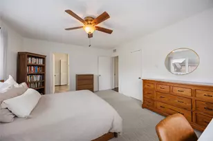 2230 S Piney Point Rd, Houston, TX 77063 - Photo 14
