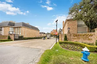 2230 S Piney Point Rd, Houston, TX 77063 - Photo 24