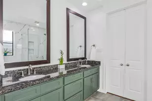 8817 Lakeshore Bend Dr, Houston, TX 77080 - Photo 22