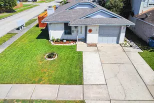 918 Littleport Ln, Channelview, TX 77530 - Photo 2