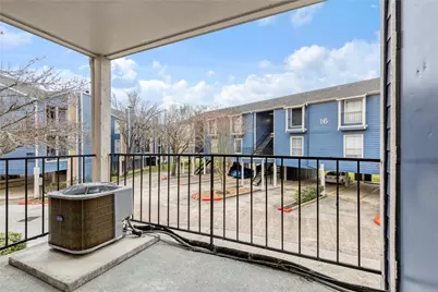 18519 Egret Bay Boulevard #1517, Webster, TX 77058 - Photo 18