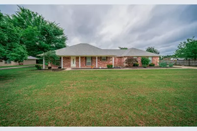 1001 Jamerison, White Oak, TX 75693 - Photo 2
