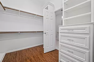 10310 Chevy Chase Dr, Houston, TX 77042 - Photo 28