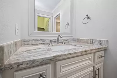 10310 Chevy Chase Drive, Houston, TX 77042 - Photo 36