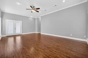 10310 Chevy Chase Dr, Houston, TX 77042 - Photo 22