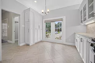 10310 Chevy Chase Dr, Houston, TX 77042 - Photo 12