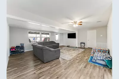 157 Lakeview Drive S, Livingston, TX 77351 - Photo 8