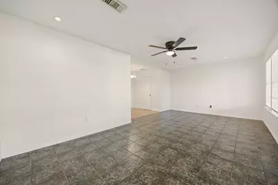 8434 Folkstone Lane, Houston, TX 77075 - Photo 6