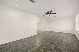 8434 Folkstone Ln, Houston, TX 77075 - Photo 6