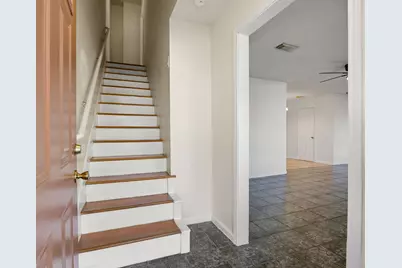 8434 Folkstone Lane, Houston, TX 77075 - Photo 8