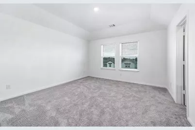 14970 Eagle Feather Drive, Houston, TX 77090 - Photo 28
